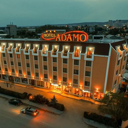Adamo Hotel Warna Exterior foto