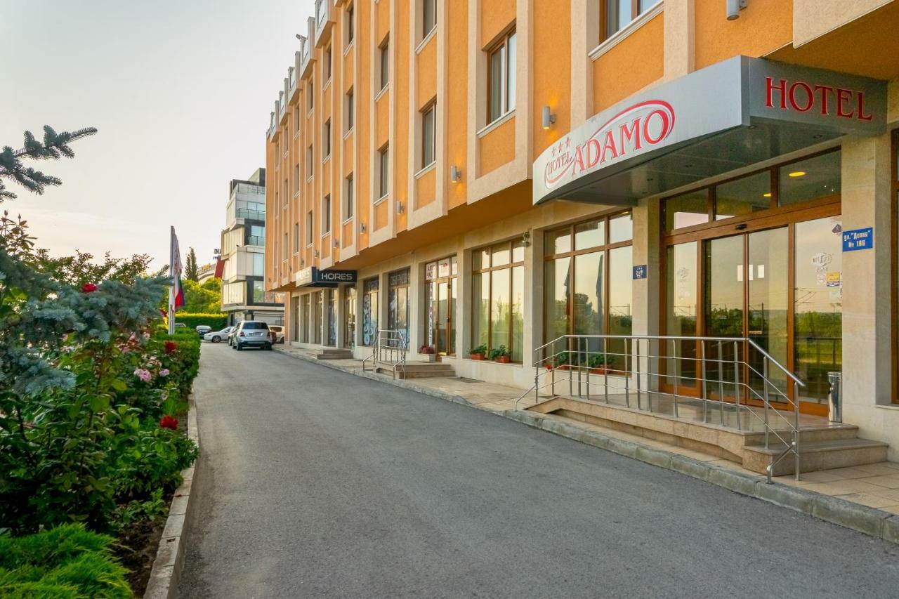Adamo Hotel Warna Exterior foto